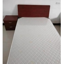 单人床
